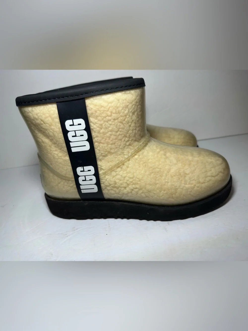 UGG Kids Girls Clear Mini II Natural Black Ankle Rain Booties Fleece Sz 3